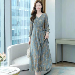 Waist-cinching Dress For Middle-aged Moms