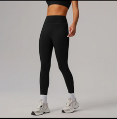 Eclipse Seamless Contour Leggings – Jet Black