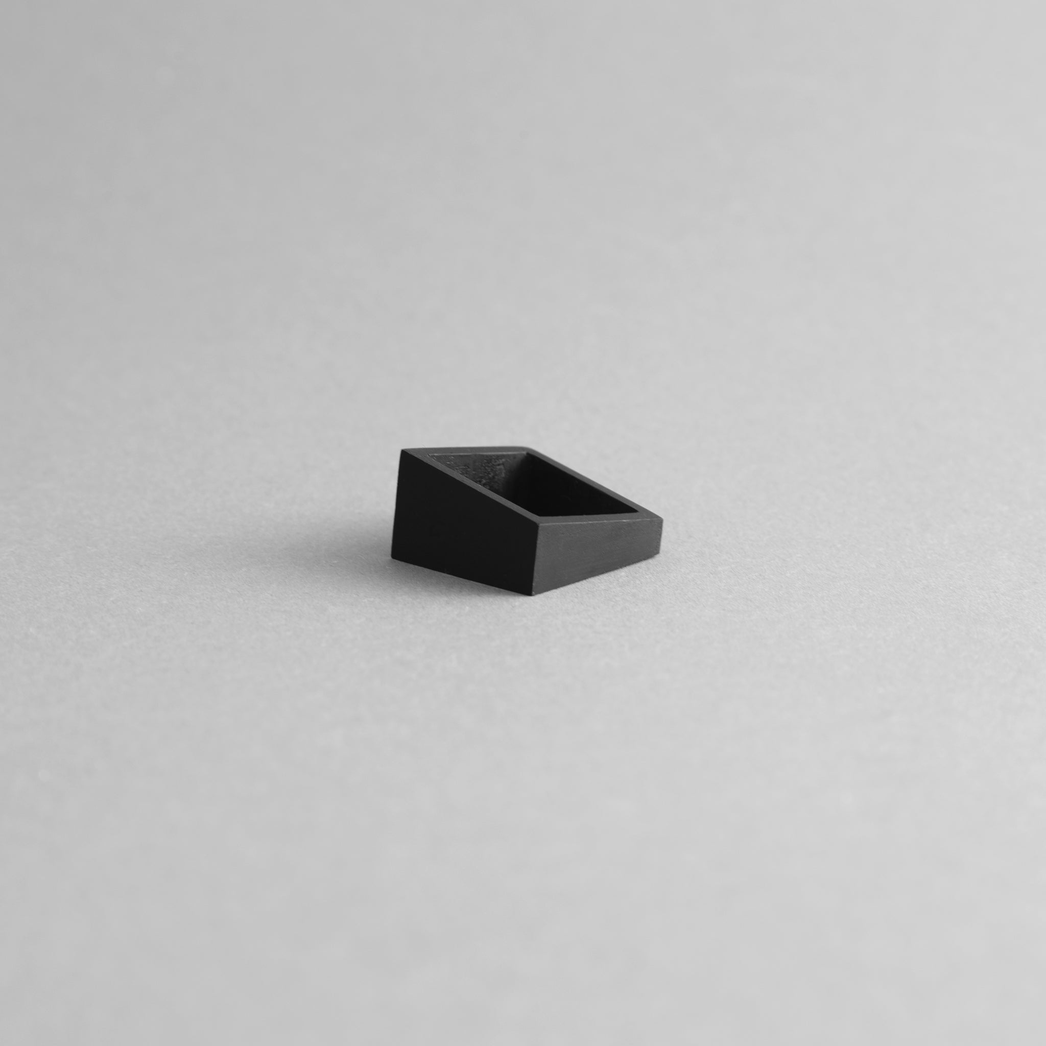 MK3 ASYMMETRIC RINGS | Black & Grey Concrete
