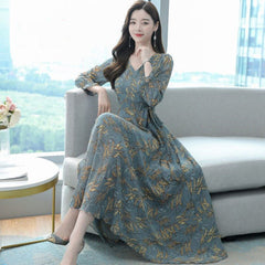 Waist-cinching Dress For Middle-aged Moms